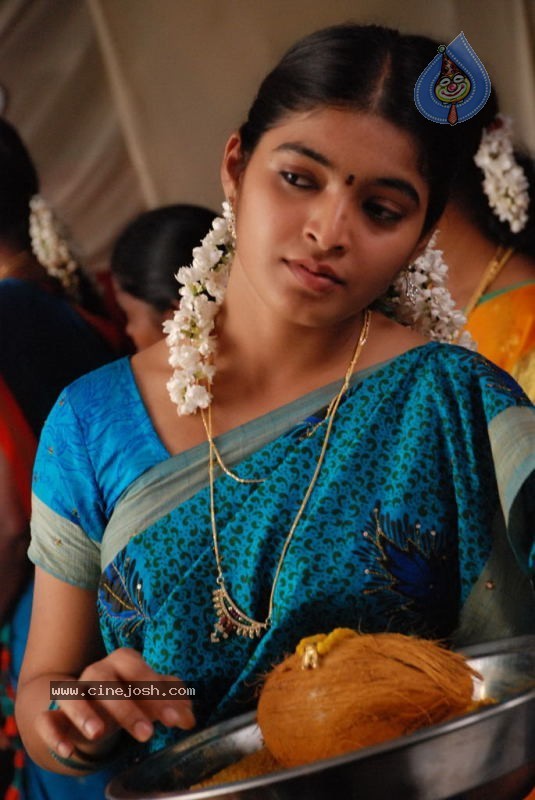 Kollaikaran Tamil Movie Stills - 11 / 25 photos