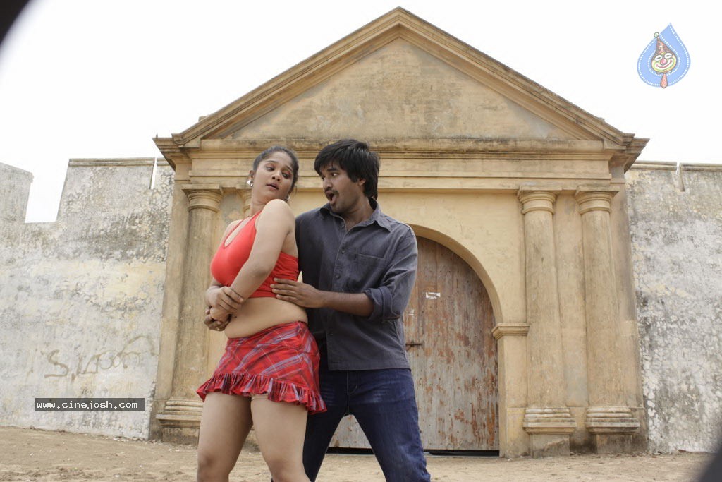 Kovalanin Kadhali Tamil Movie Stills - 12 / 32 photos