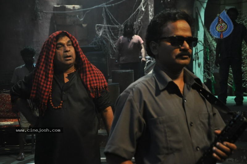 KSDA Movie Naa Peru Srisailam Song Stills - 16 / 16 photos