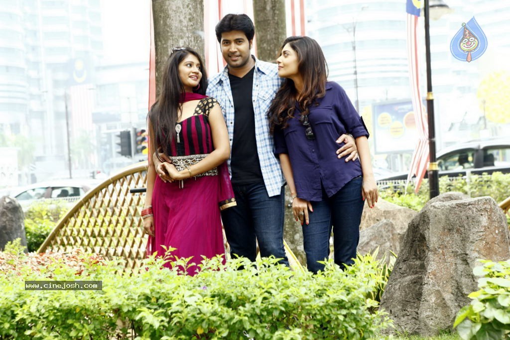 Love in Malaysia Movie New Stills - 11 / 48 photos