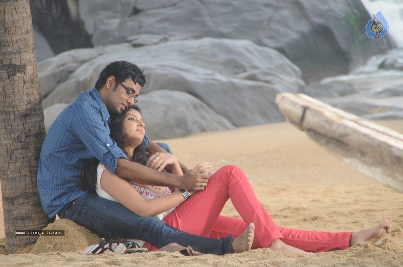 Maane Thene Peye Tamil Movie Stills - 14 / 18 photos