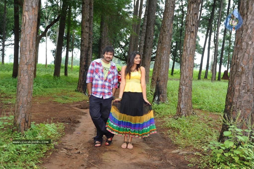 Made in Vizag Movie New Stills - 20 / 36 photos