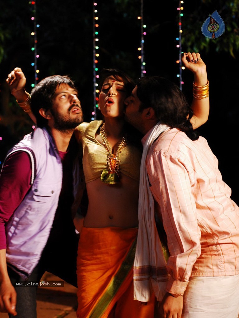Madhana Mama Madisar Mami Tamil Movie Hot Stills - 8 / 28 photos