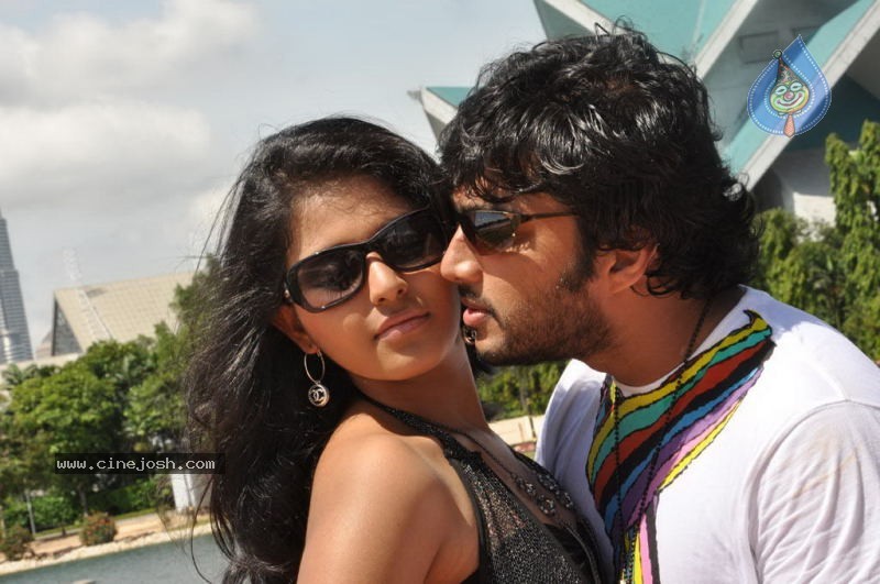 Maharaja Tamil Movie Stills - 15 / 41 photos