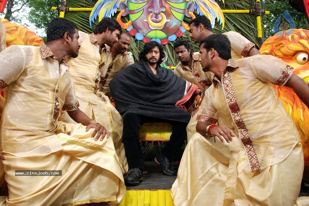 Mambattiyan Tamil Movie Stills - 21 / 33 photos