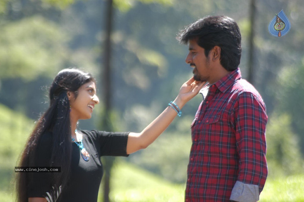 Manam Kothi Paravai Tamil Movie Gallery - 6 / 68 photos