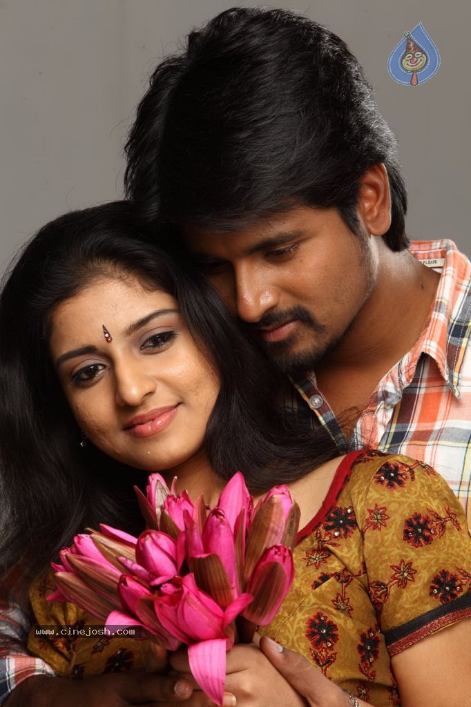 Manam Kothi Paravai Tamil Movie Stills - 3 / 27 photos