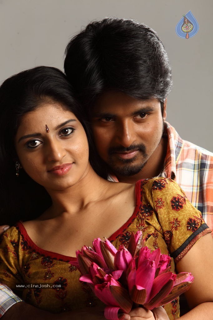 Manam Kothi Paravai Tamil Movie Stills - 18 / 27 photos