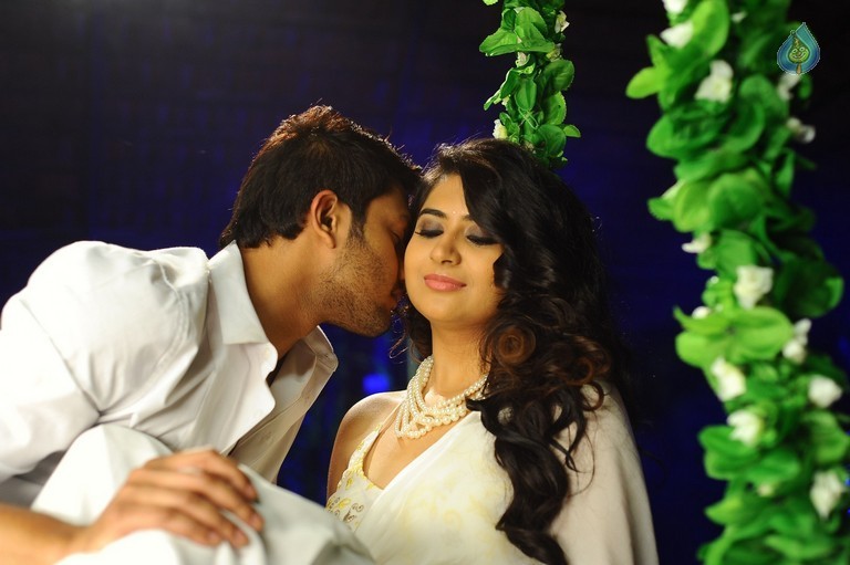 Marala Telupana Priya Movie Photos - 13 / 71 photos