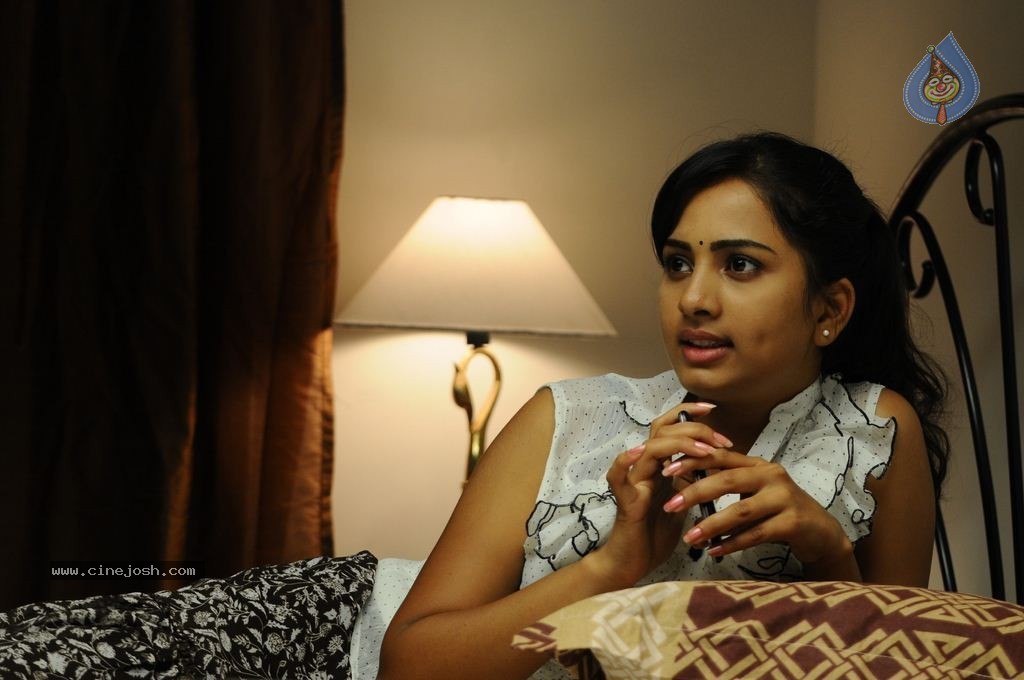 Megha Tamil Movie New Stills - 6 / 33 photos