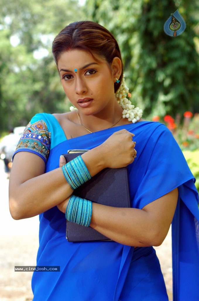 Naan Chathriyan Tamil Movie Stills - 10 / 39 photos