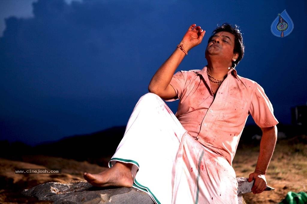 Naan Than Bala Tamil Movie Stills - 18 / 38 photos
