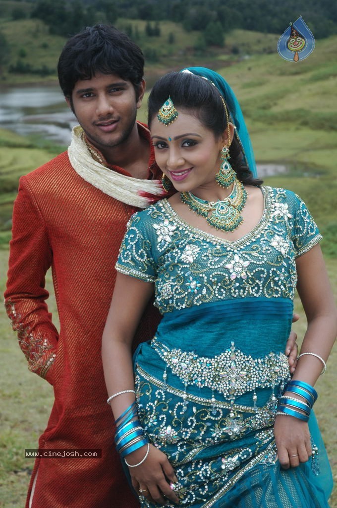 Neengatha Ennam Tamil Movie Stills - 18 / 74 photos