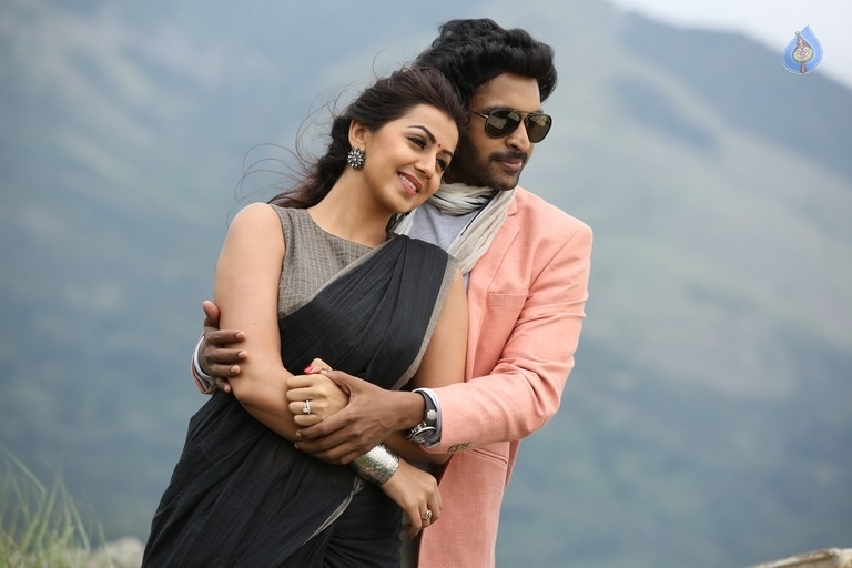 Neruppu Da Tamil Movie Pics - 2 / 4 photos