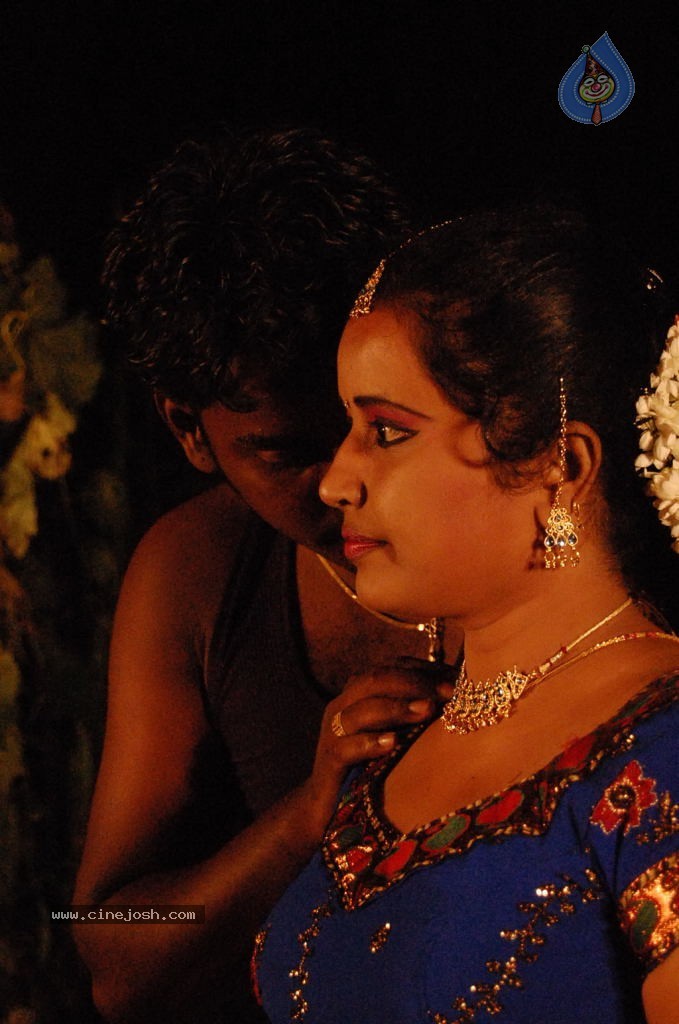 Nila Methu Kathal Tamil Movie Hot Stills - 7 / 70 photos