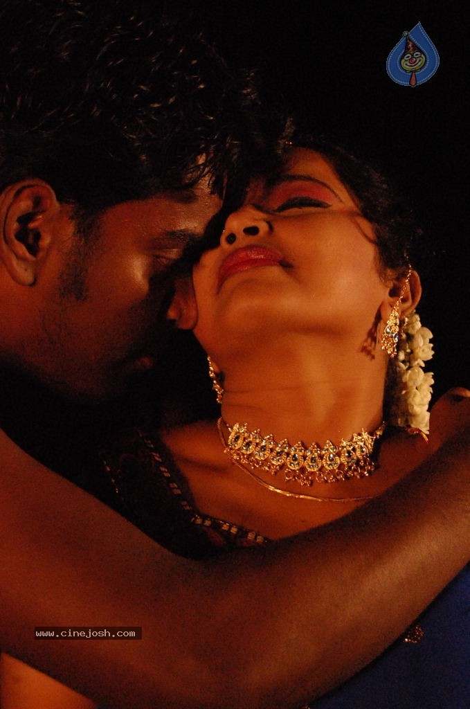 Nila Methu Kathal Tamil Movie Hot Stills - 24 / 70 photos