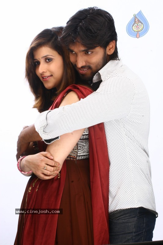 Ninnu Chusina Kshanana Movie Stills - 3 / 8 photos