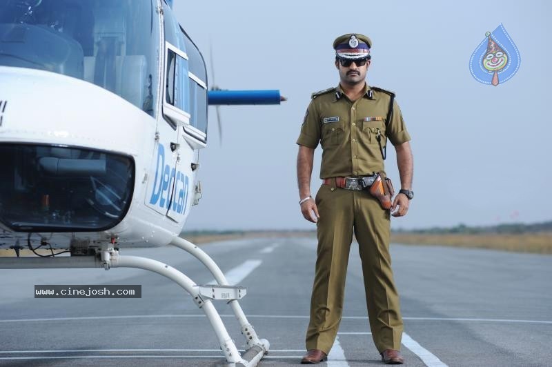 NTR in Police get up of Baadshah - 1 / 9 photos