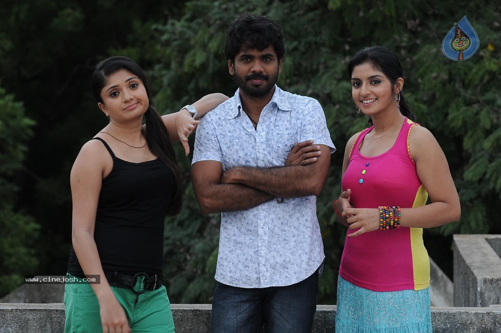 Pongadi Neengalum Unga Kadhalum Tamil Movie Stills - 4 / 19 photos