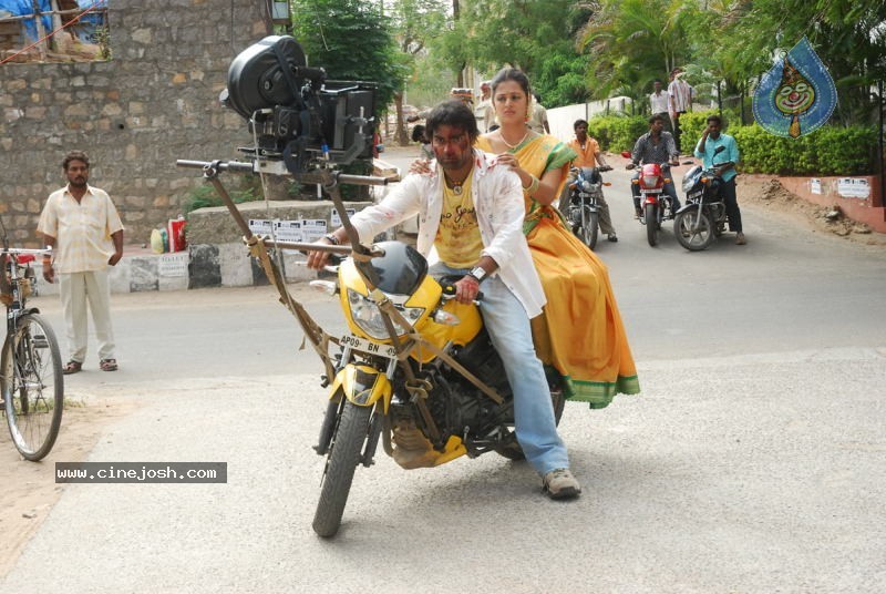 Prema Pilustondi Movie Stills - 4 / 70 photos