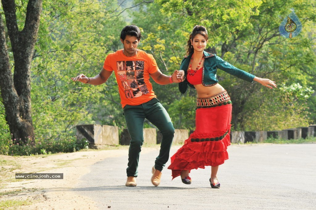 Pyar Mein Padipoyane New Stills - 20 / 39 photos