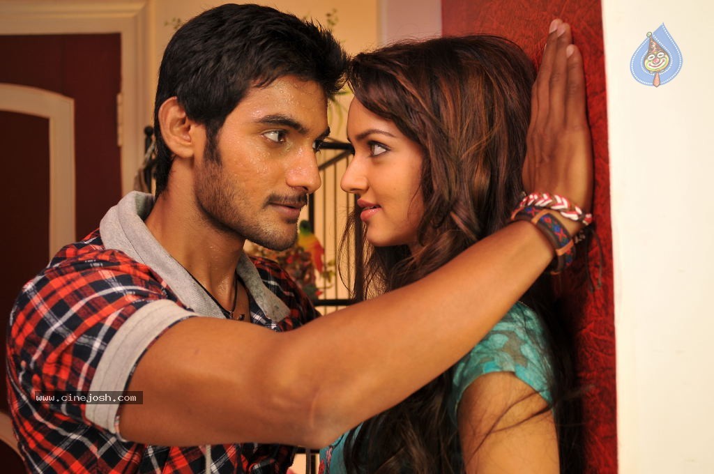 Pyar Mein Padipoyane Stills - 5 / 5 photos