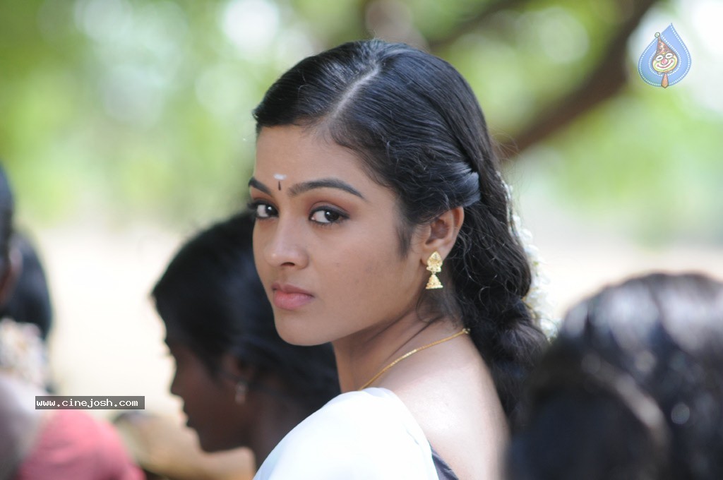 Rummy Tamil Movie Stills - 12 / 36 photos