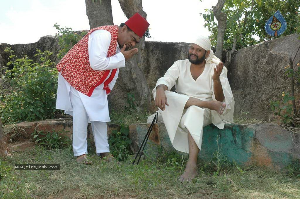 Sadhguru Saibaba Movie Stills - 5 / 26 photos