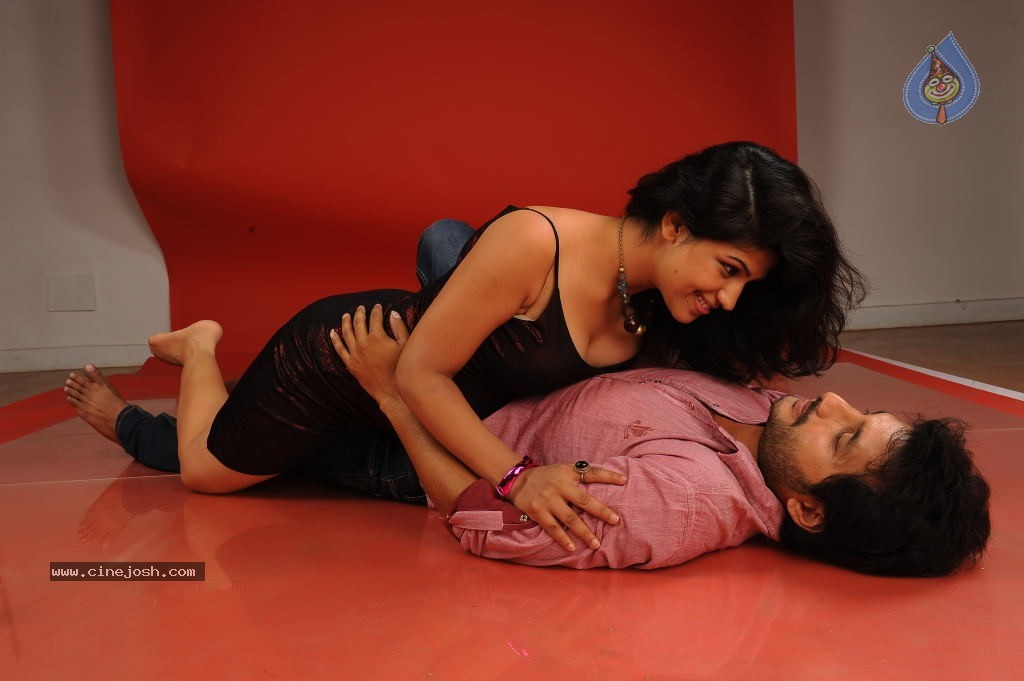 Sasesham Movie Latest Stills - 7 / 23 photos