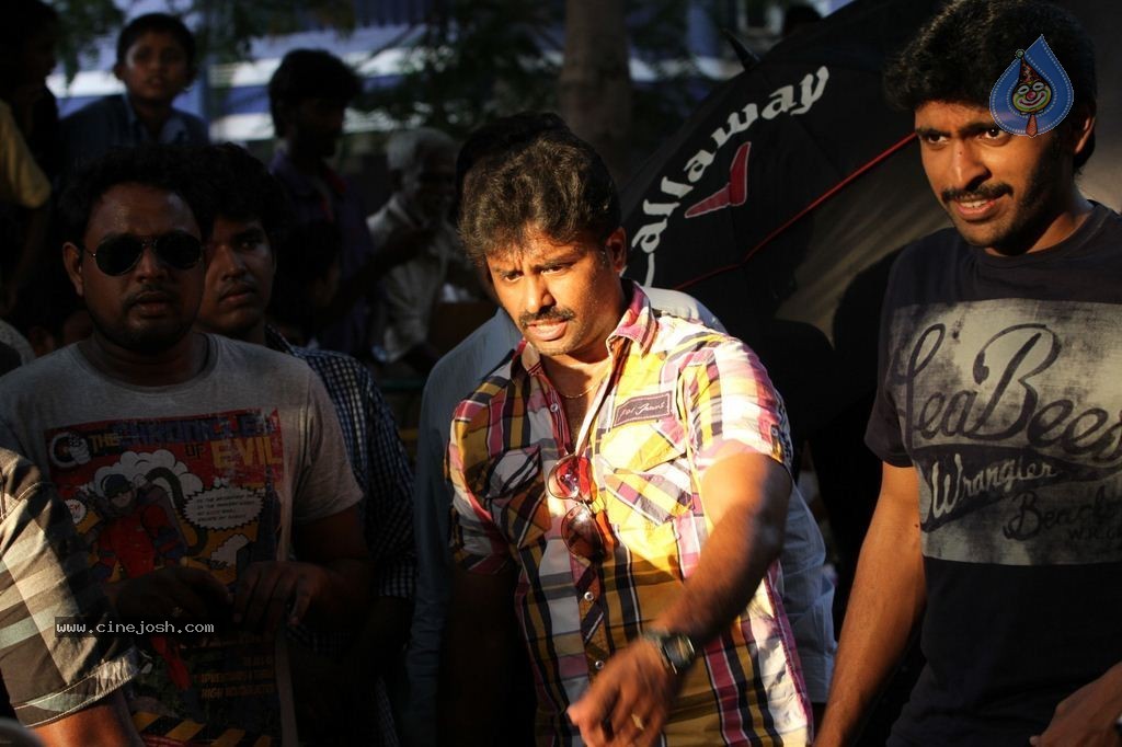 Sigaram Thodu Tamil Movie New Stills - 5 / 49 photos