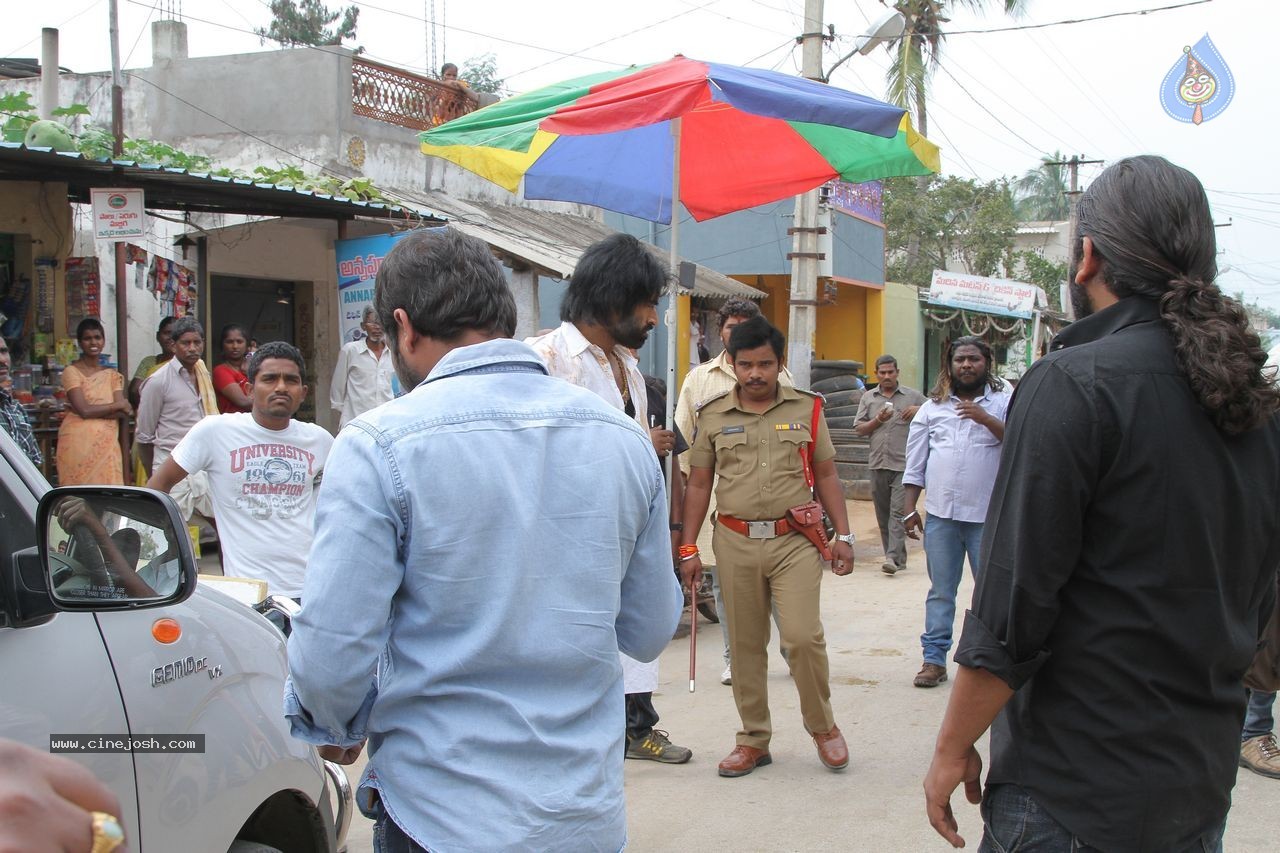 Singham 123 Movie Stills & Working Stills - 8 / 78 photos