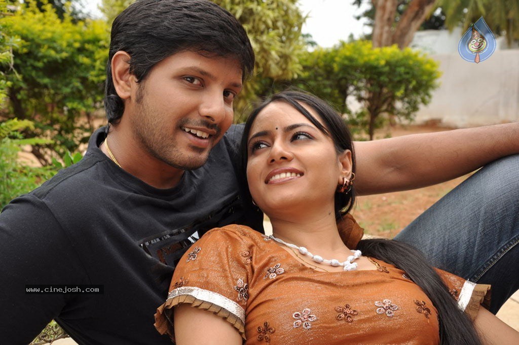 Siruvani Tamil Movie Hot Stills - 7 / 10 photos