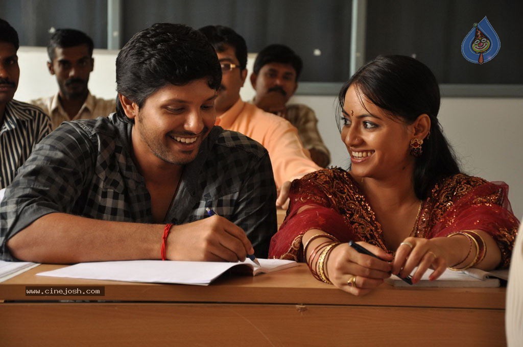 Siruvani Tamil Movie Hot Stills - 10 / 10 photos