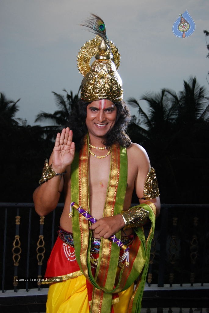 Swami Satyananda Movie New Stills - 14 / 37 photos