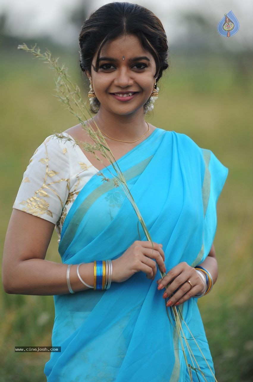 Swathi Stills in Tripura Movie - 13 / 24 photos