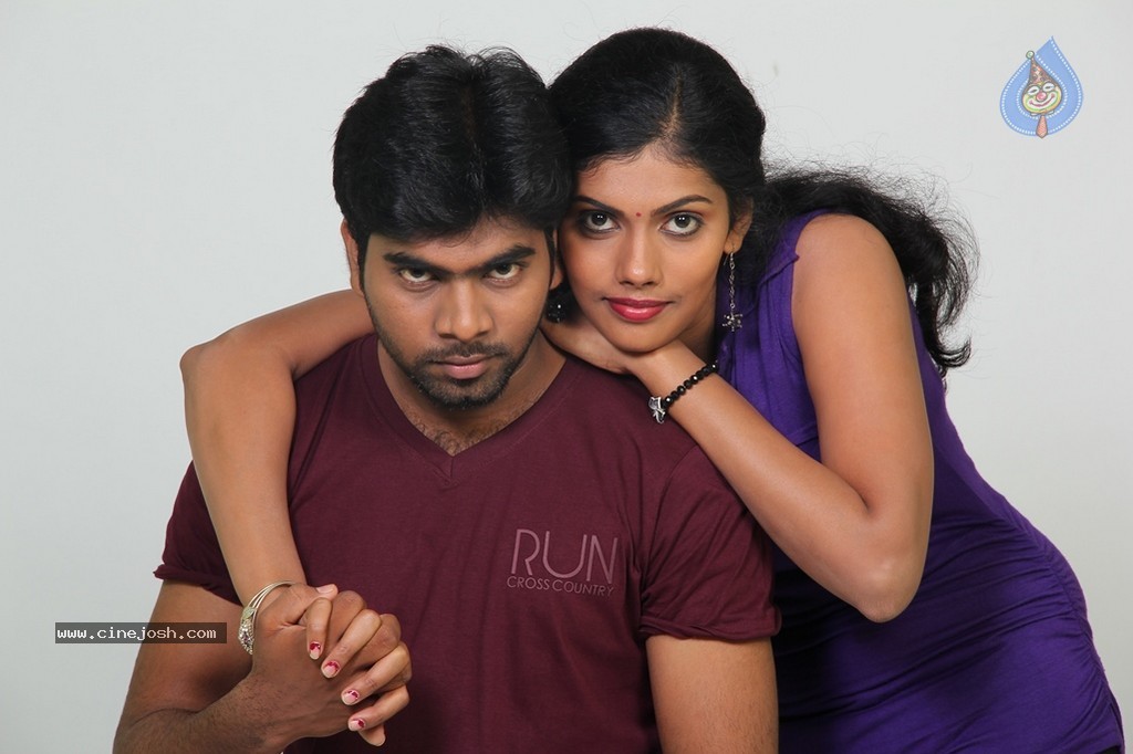 Thanthira Punnagai Tamil Movie Stills - 11 / 18 photos