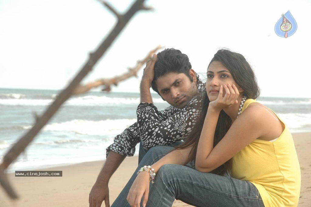 Unnodu Oru Naal Tamil Movie Hot Stills - 8 / 15 photos