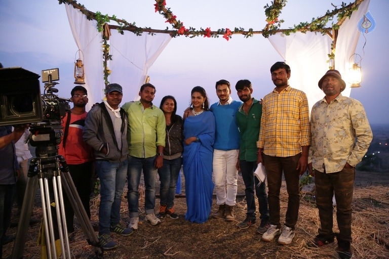 Vaadena Movie Photos - 4 / 18 photos