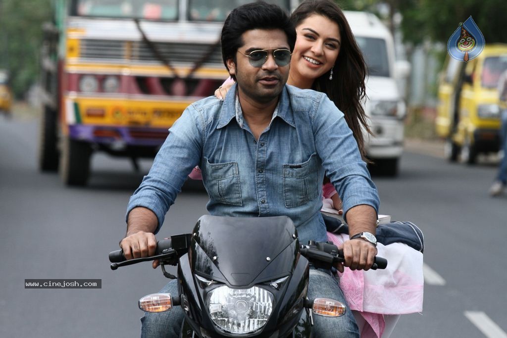 Vaalu Tamil Movie Photos - 2 / 12 photos