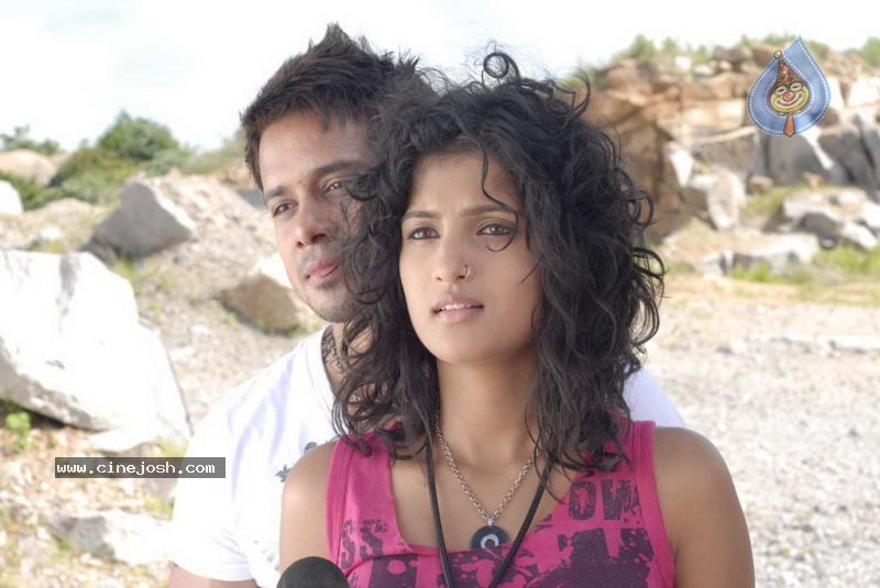 Vaanam Movie Stills - 17 / 26 photos