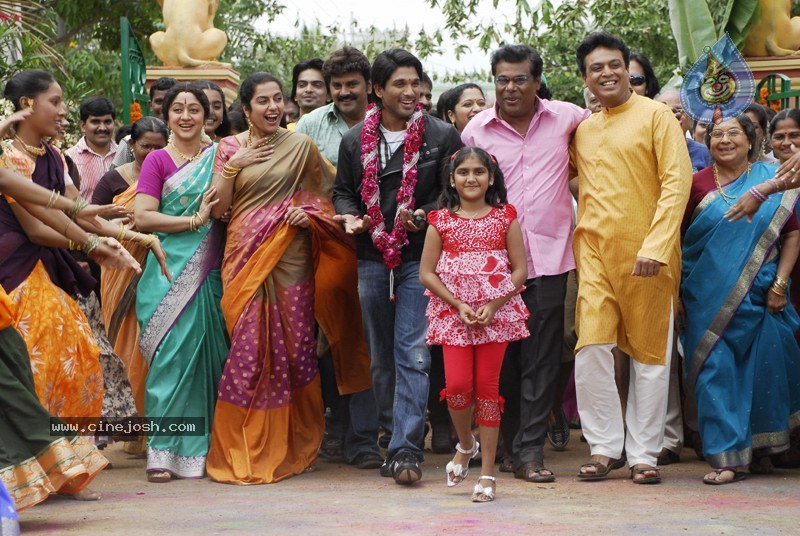Varudu Movie New Stills - 20 / 28 photos