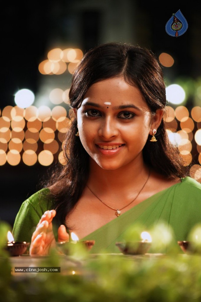 Varutha Padatha Valibar Sangam Tamil Movie New Photos - 27 / 27 photos