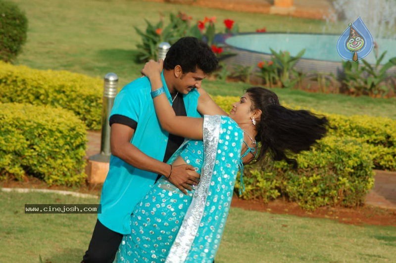 Vazhi Vidu Kanne Vazhi Vidu Movie Stills - 6 / 37 photos