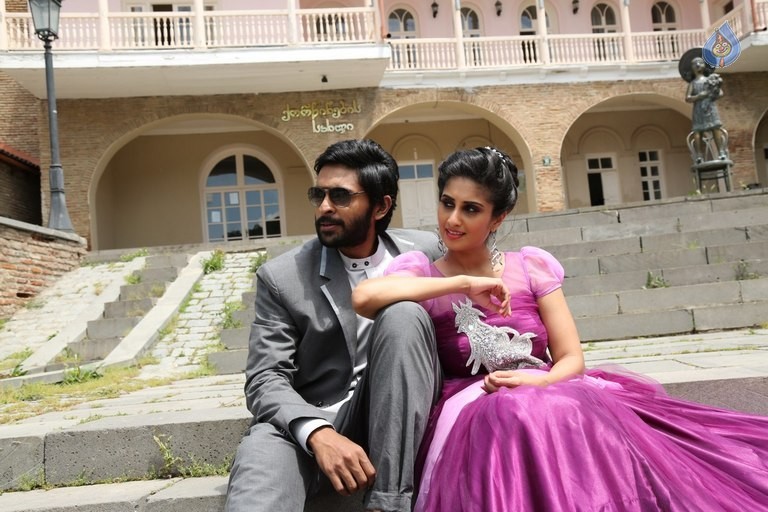 Veera Sivaji Tamil Film Photos - 9 / 16 photos