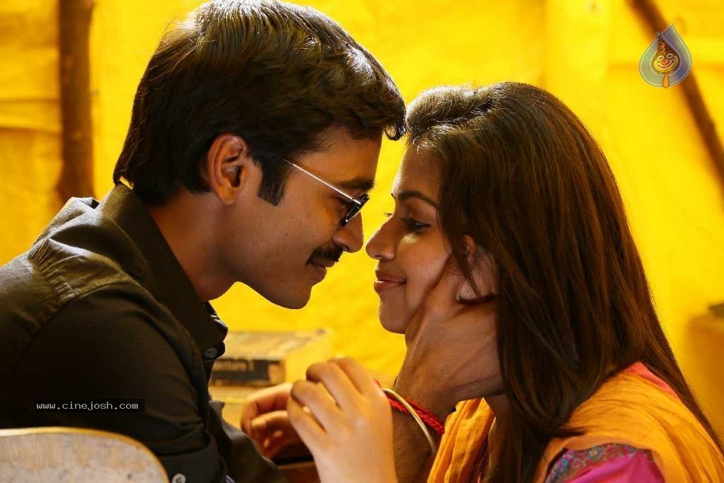 Velaiyilla Pattathari Tamil Movie Photos - 13 / 25 photos