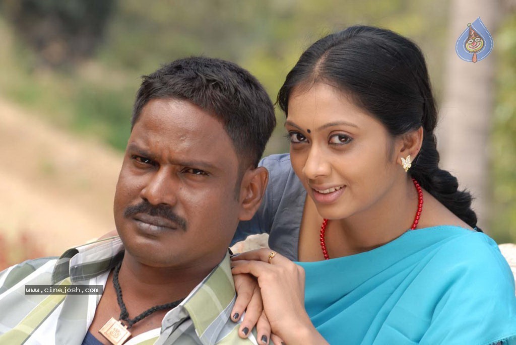 Vettaiyaadu Tamil Movie Hot Stills - 10 / 10 photos