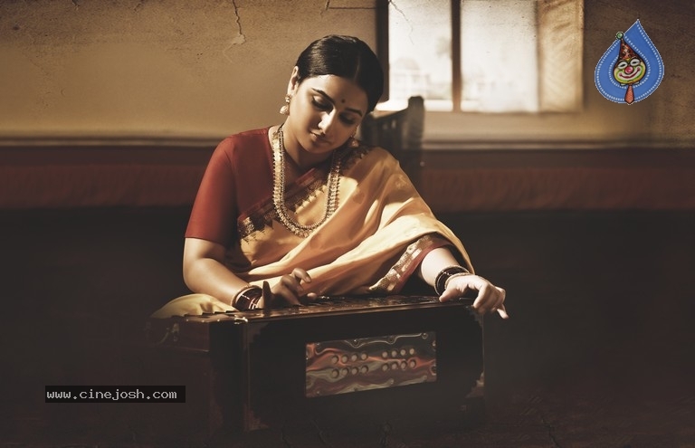 Vidya Balan Stills From NTR Biopic - 2 / 2 photos