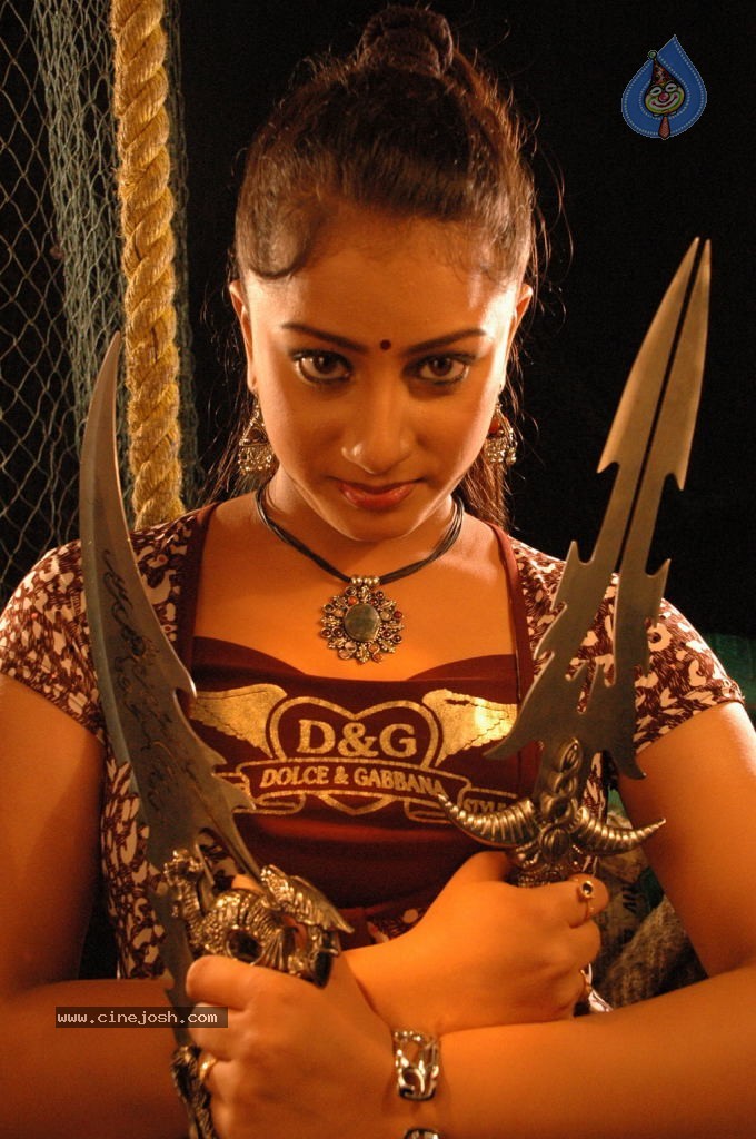 Vijaya Nagaram Tamil Movie Stills - 1 / 37 photos