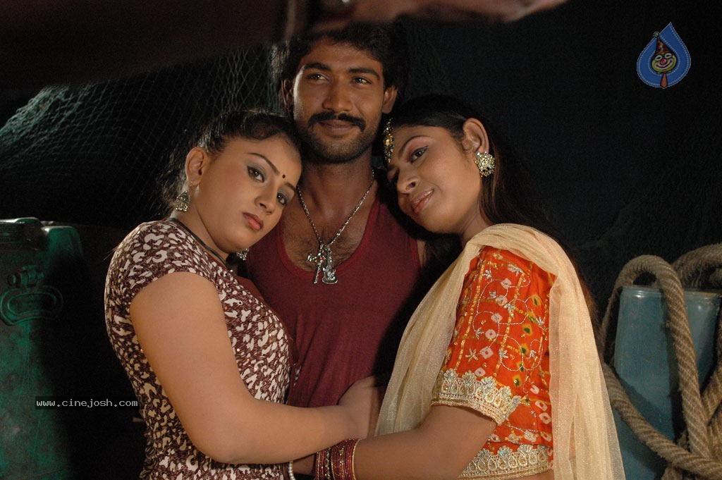 Vijaya Nagaram Tamil Movie Stills - 3 / 37 photos