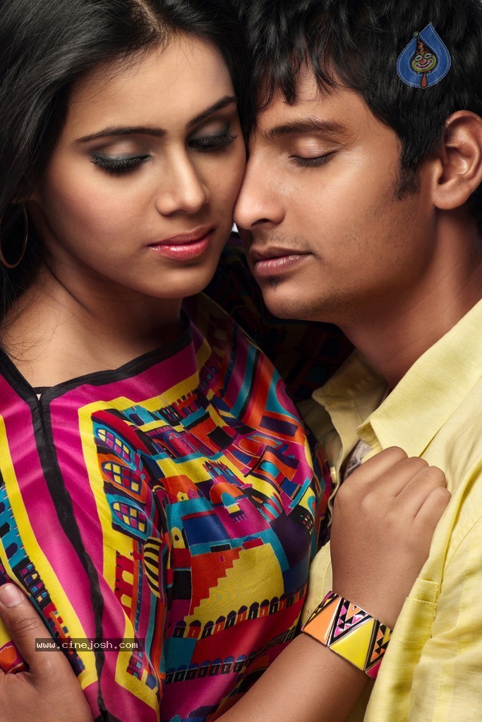 Yaan Tamil Movie New Stills - 14 / 31 photos